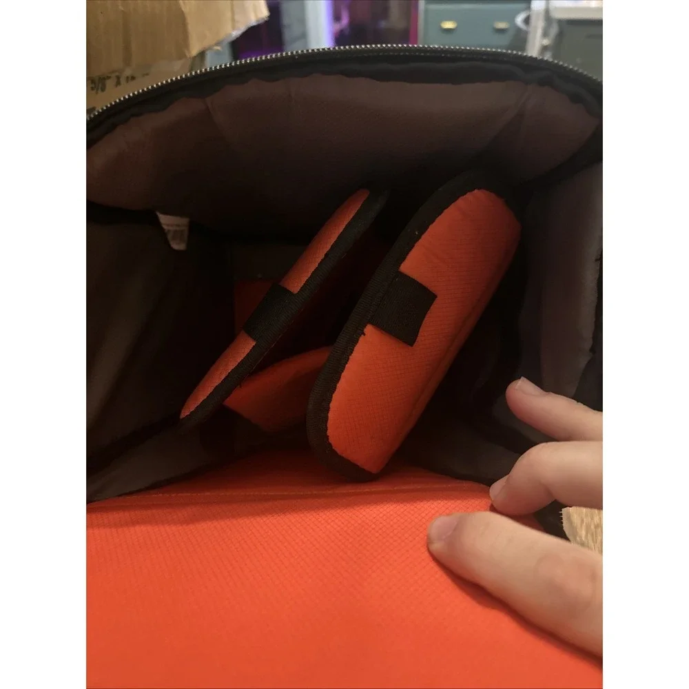 Camera Bag Case Logic DCB307k SLR Camera Holster Black With Orange Lines Medium